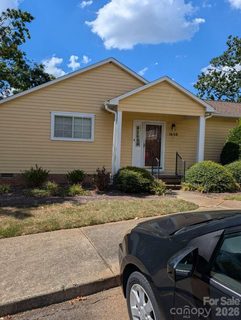 1650 Robins Nest Court active condo in Robinwood Place, Gastonia, NC