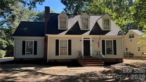 14011 Phillips Road active home in Windrow Estates, Matthews, NC