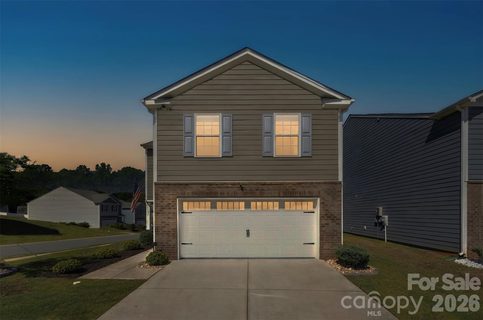 2137 Redstone Drive active home in Abrial Ridge, York, SC