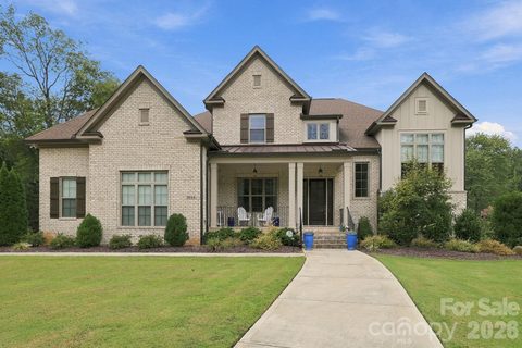 3948 Carmel Acres Drive active home in Carmel Acres, Charlotte, NC