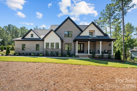 Homes in Riverchase, Lancaster