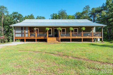 335 James View Road active home in Lakewood, Marion, NC