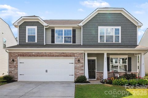 1571 Loggerhead Drive active home in Walnut Creek, Lancaster, SC