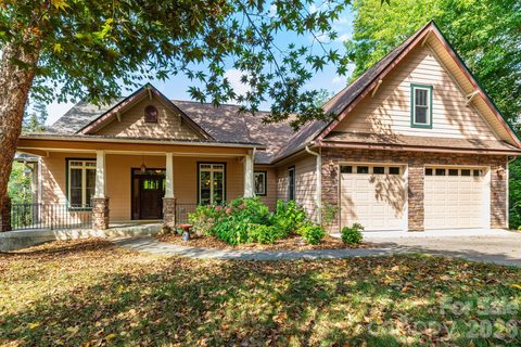 5 Meadowbrook Lane active home in Reems Creek Golf Community, Weaverville, NC