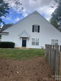 Homes in Hunter Downs, Charlotte