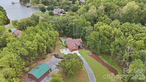 2055 Tiger Paw Lane