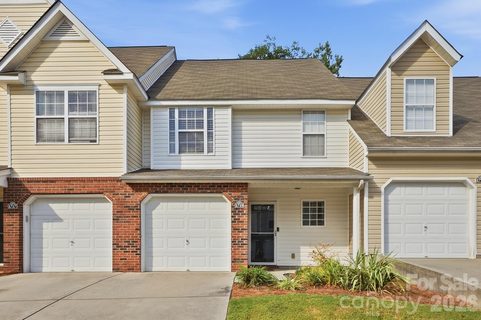 1719 Hidden Creek Drive active home in Lexington Commons, Rock Hill, SC