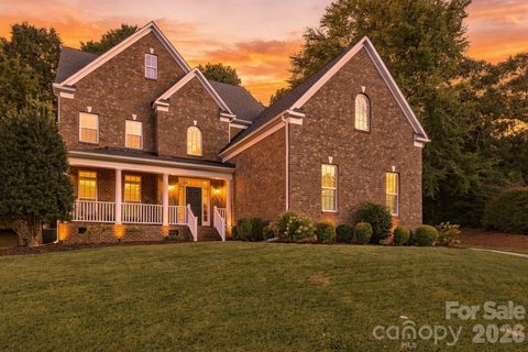 2561 Fallbrook Place active home in Laurel Park, Concord, NC