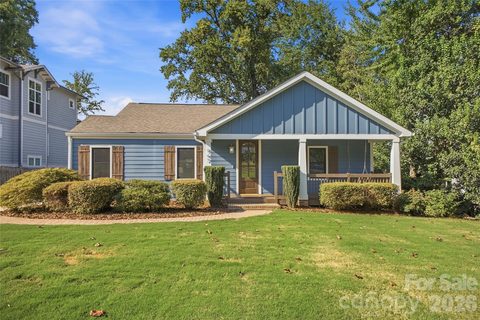 947 Everett Place active home in Villa Heights, Charlotte, NC
