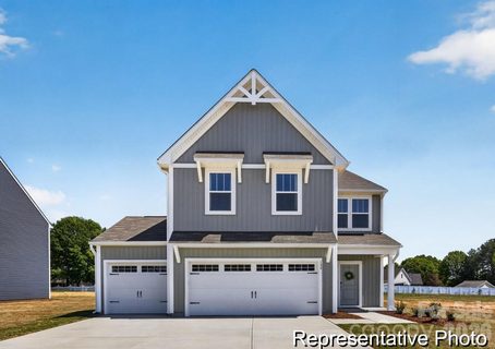 122 E Springhouse Court active home in Heritage Hall, Statesville, NC