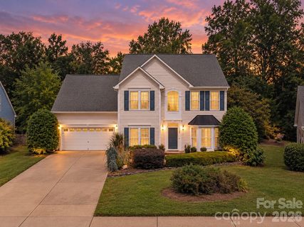 7702 Antique Circle active home in Alma Village, Waxhaw, NC