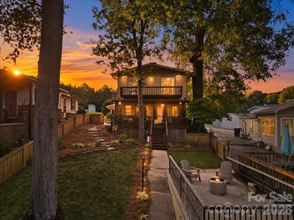 162 Vineyard Road active home in Tillery Beach, Norwood, NC