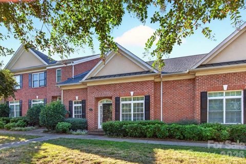 343 Liverpool Road active townhome in Ardwyck, Rock Hill, SC