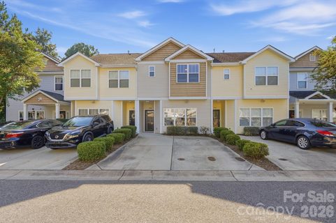 108 St Vincent Place active home in Mountain Island Village, Mount Holly, NC