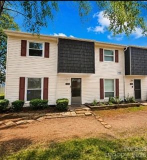 7916 Shady Oak Trail active condo in Shady Oaks, Charlotte, NC
