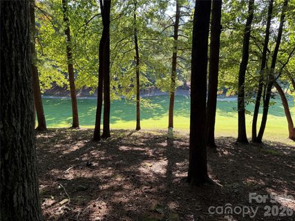 121 Bobby Jones Drive active home in Champion Hills, Hendersonville, NC
