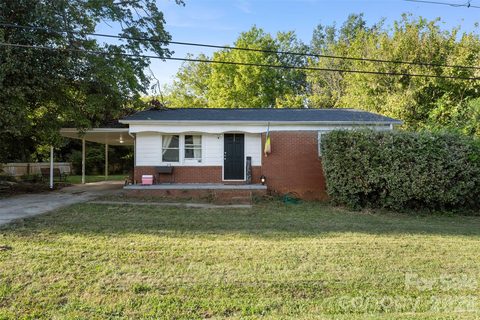 A home in Boger Heights