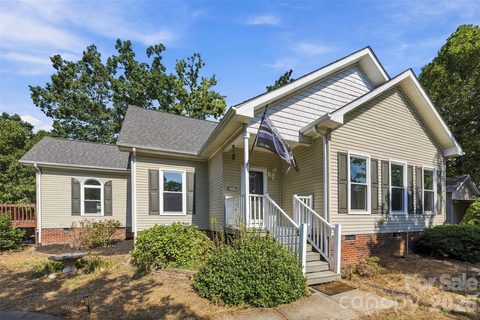 A home in Anderson Woods, Maiden