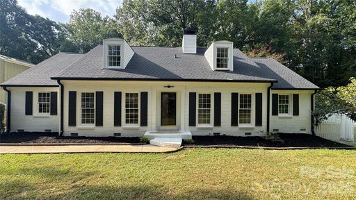 9112 Hinson Drive active home in Sardis Forest, Charlotte, NC