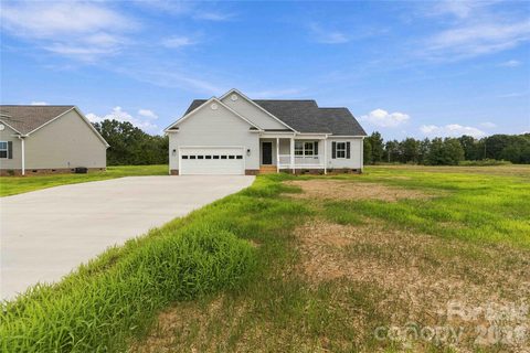 114 Mason Tanner Court active home in Maybree Meadows, Rock Hill, SC