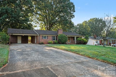 Homes in Fulton Heights, Statesville