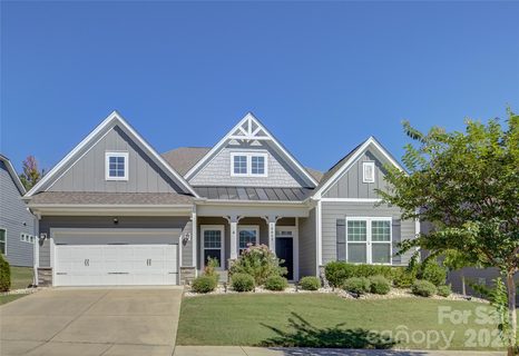 10025 St Kitts Landing Lane active home in North Reach, Charlotte, NC