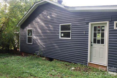 817 Skyland Street active home in East Lake View, Kannapolis, NC