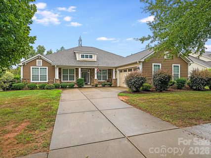 9305 River Walk Way pending home in The Vineyards On Lake Wylie, Charlotte, NC