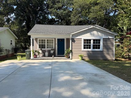 284 Salem Street active home in Hartsell Estate, Concord, NC