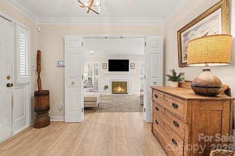 7507 Red Oak Lane pending townhome in Carmel Hollow, Charlotte, NC