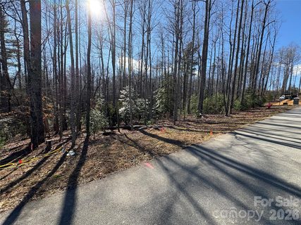 Lot 5 Tomahawk Trail pending home in Cummings Cove, Hendersonville, NC