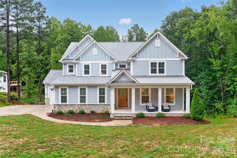 6601 Harbor Oaks Drive