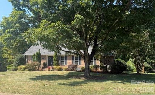 Homes in Twinbrook, Cornelius
