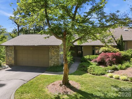 68 Stony Ridge pending home in Beaverdam Run, Asheville, NC