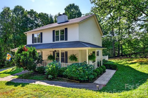158 Rocking Porch Ridge active townhome in Haw Creek Heights, Asheville, NC