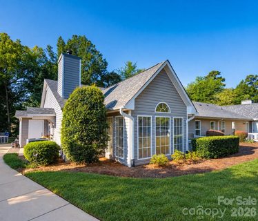 Homes in Lake Crest, Cornelius