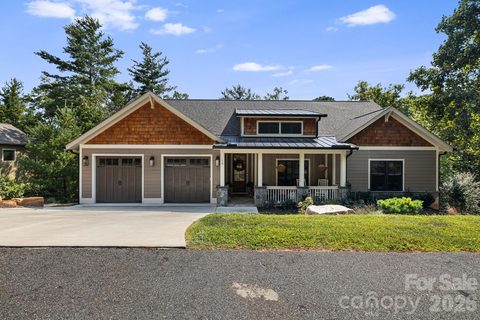 14 Sugarland Ridge Trail active home in Southcliff, Fairview, NC