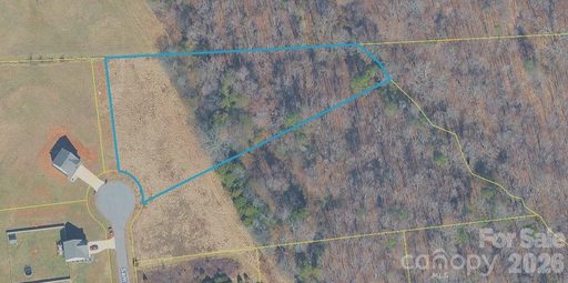 194 Sams Way active lot in Beagle Run, Statesville, NC