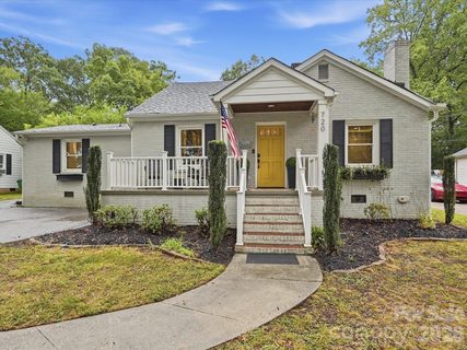 720 Fugate Avenue pending home in Echo Hills, Charlotte, NC