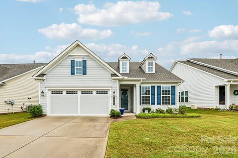 10400 Superb Lane