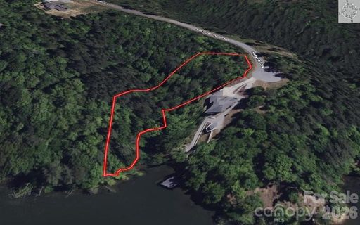 3192 Panoramic Vista Court active lot in Lake Vistas, Connelly Springs, NC