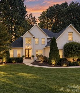 1313 Gaston Day School Road pending home in Cross Creek, Gastonia, NC