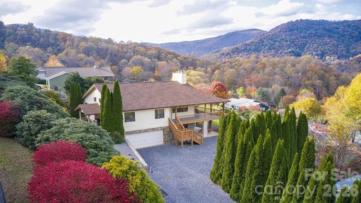 352 Lewis Lane