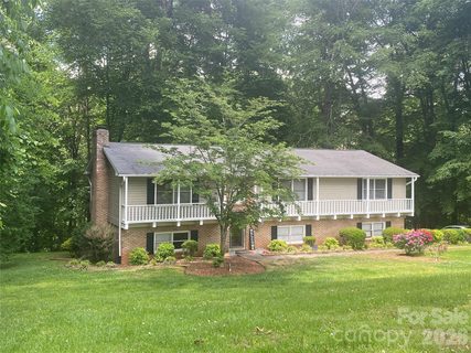 112 Cherokee Drive