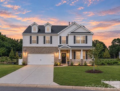 165 Apple Orchard Court active home in Wallace Springs, Statesville, NC
