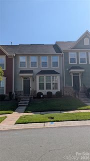1645 Fleetwood Drive active townhome in Bryant Park, Charlotte, NC