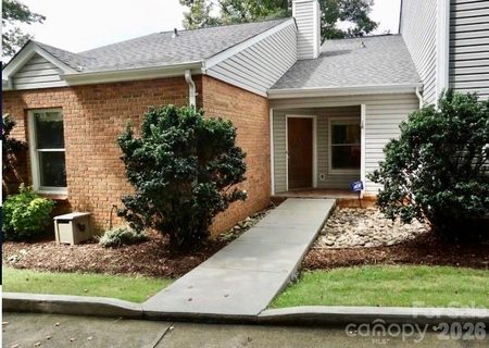 18 8th Avenue pending condo in Briar Creek, Hickory, NC