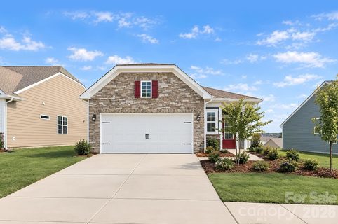 398 Waxhaw Village Road active home in Roselyn, Lancaster, SC