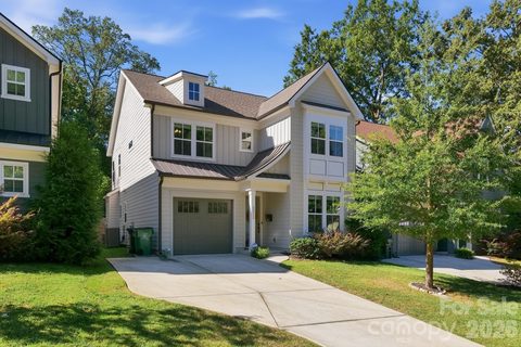 5212 Lynnville Avenue active home in Oakhurst, Charlotte, NC