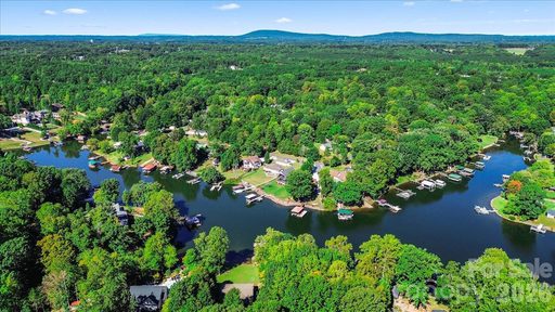 7177 Executive Circle pending lot in Lake Shore, Denver, NC